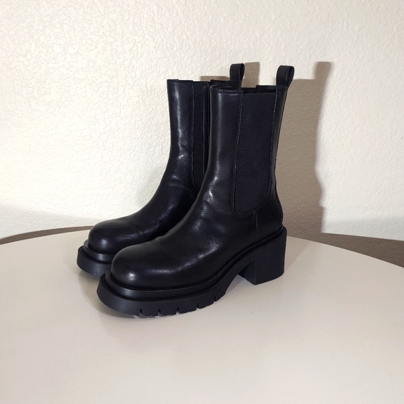 Jeffrey Campbell Shoes - Jeffery Campbell Black Leather Looped Platform Chelsea Boots